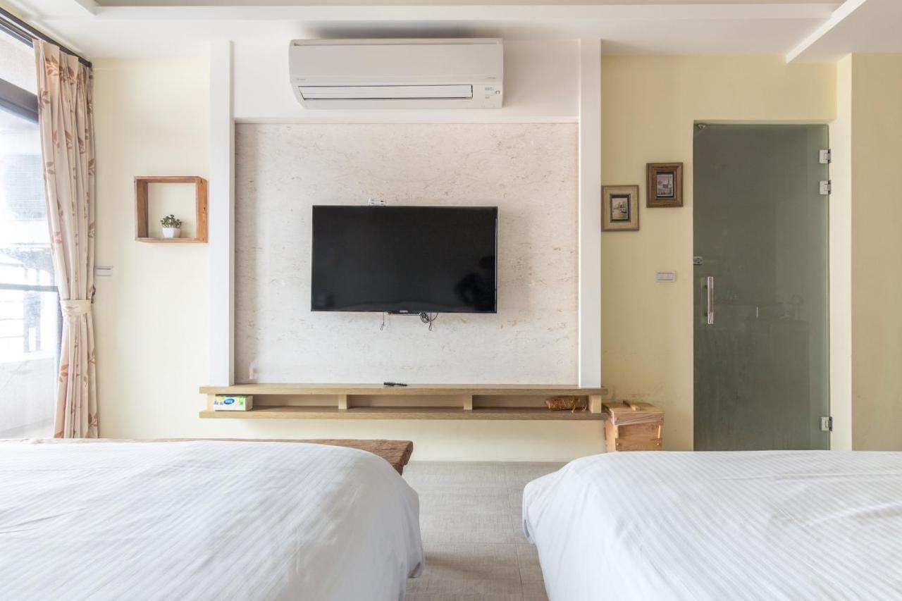 Jhongshan Building Bed And Breakfast Hualien Extérieur photo